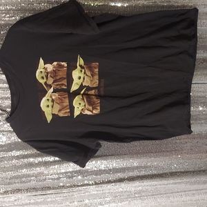 Baby Yoda size Large Tshirt